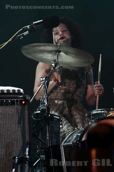 ARCADE FIRE - 2010-08-29 - SAINT CLOUD - Domaine National - Grande Scene - 
